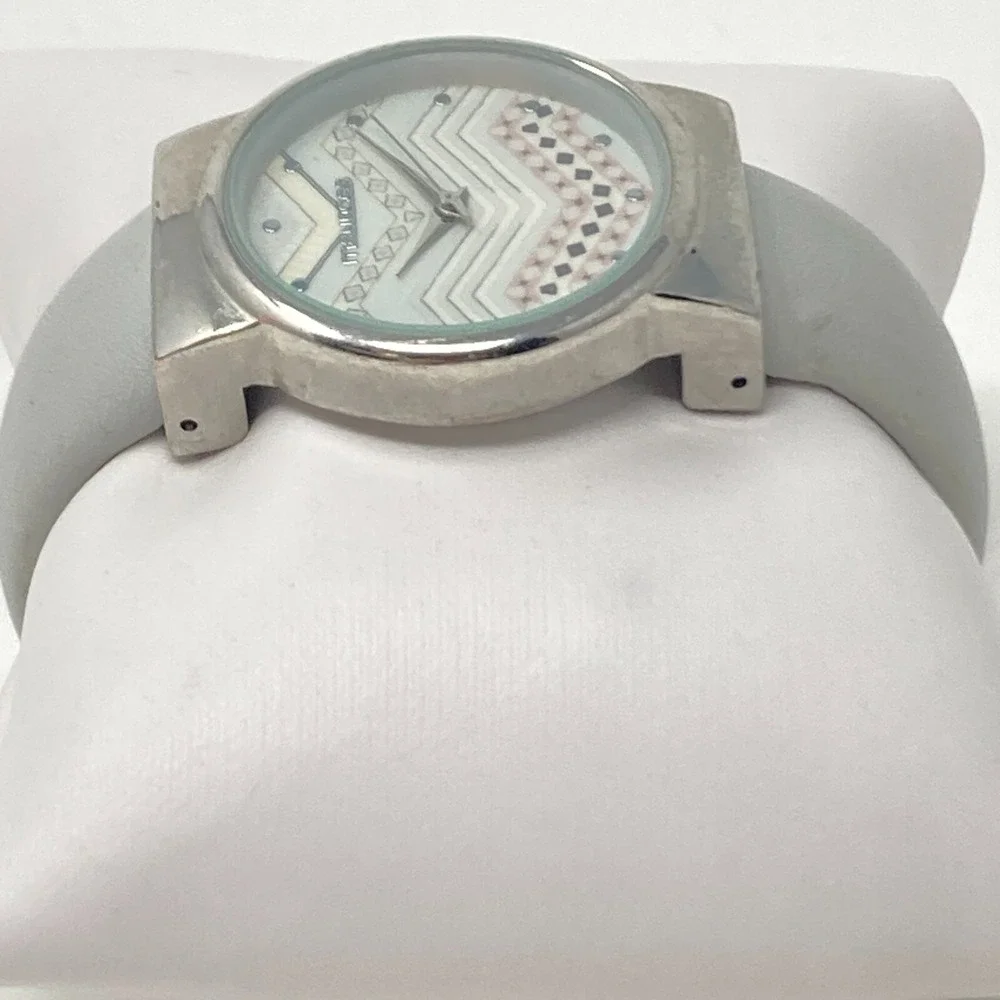 Maurices Women's Watch Chevron Dial 33mm Silver Tone Cuff New Battery SMALL 6